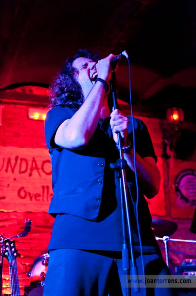 White Russians @ L'Ovella Negra, BCN - 1/10/11 White Russians @ L'Ovella Negra, BCN - 1/10/11 © Joan Torrens www.joantorrens.com