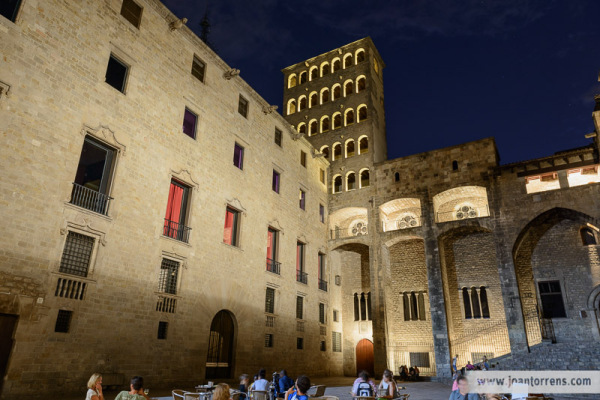 Fotografia nocturna per Ciutat Vella