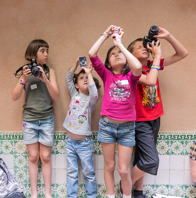 Fotos del taller infantil per Ciutat Vella