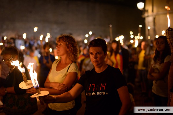 Marxa de torxes al Fossar de les Moreres
