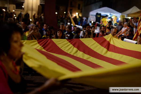 Marxa de torxes al Fossar de les Moreres